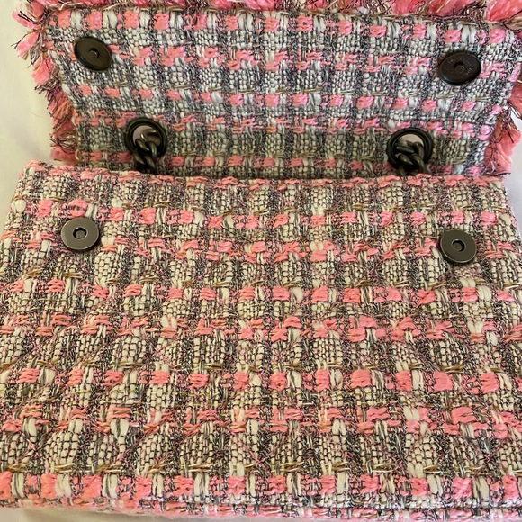 Kurt Geiger Pink Tweed Shoulder Bag with Chain - Picture 9 of 12